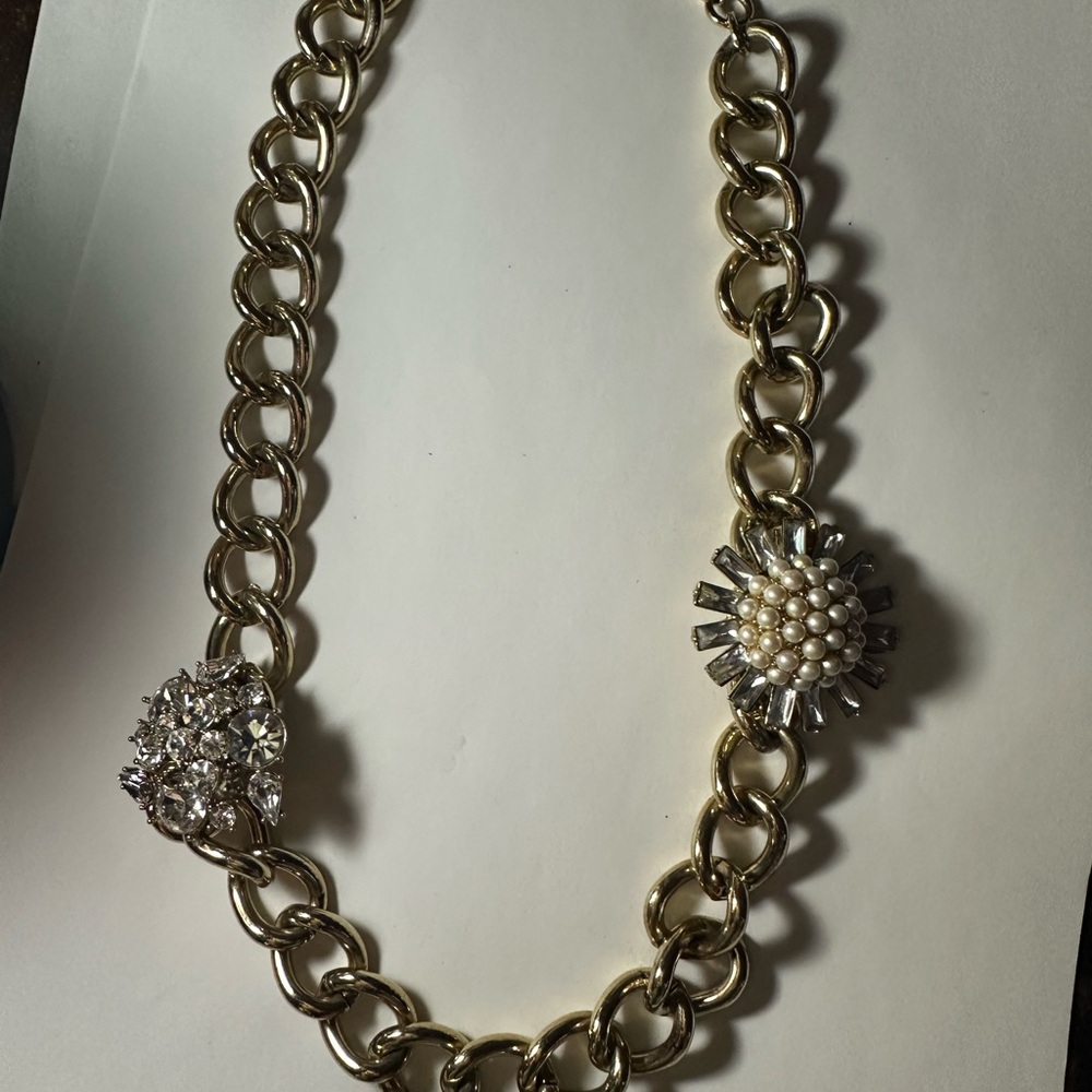 Jewelry - Picture 3 of 4